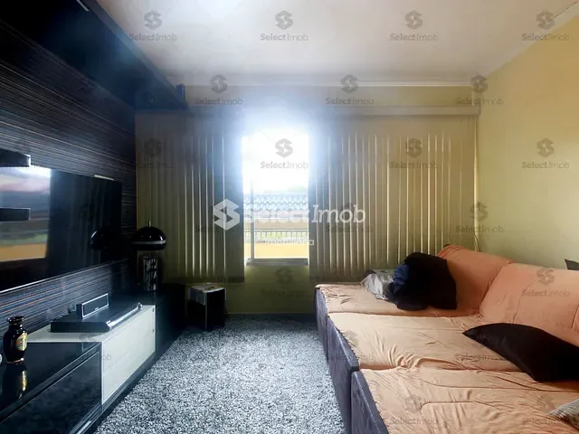 Casa com 250m² 3 quartos e 3 banheiros, à venda, no bairro Parque São Vicente em Mauá