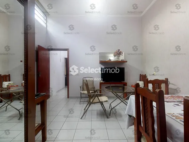 Casa com 250m² 3 quartos e 3 banheiros, à venda, no bairro Parque São Vicente em Mauá