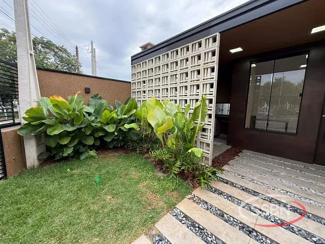 Casa 2 quartos e 1 banheiro, à venda, no bairro Parque Fabrício em Nova Odessa