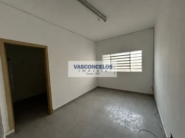 Casa com 65m² 2 quartos e 1 banheiro, para alugar, no bairro Jardim Bela Vista em São José dos Campos