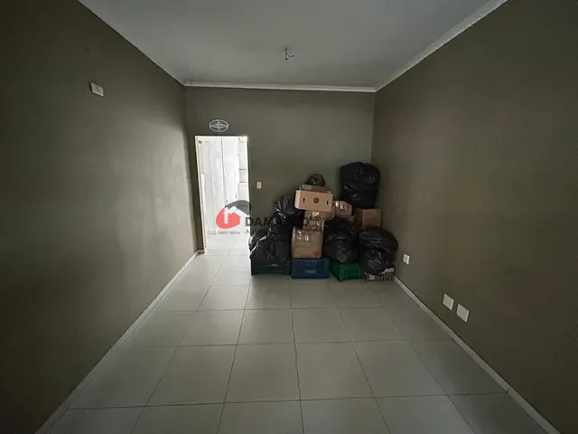Casa 2 quartos e 1 banheiro, à venda, no bairro Nova Petrópolis em São Bernardo do Campo