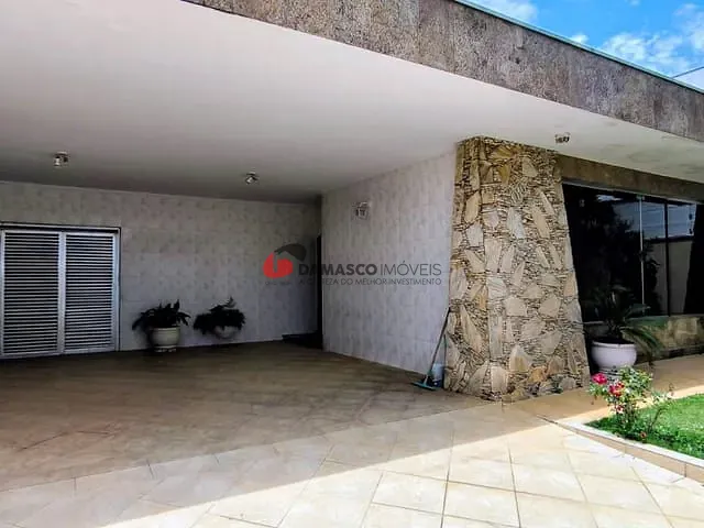 Casa 3 quartos e 5 banheiros, à venda, no bairro Olímpico em São Caetano do Sul