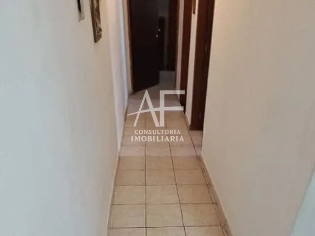 Casa com 277m² 3 quartos e 2 banheiros, à venda, no bairro Jardim dos Estados em Taubaté