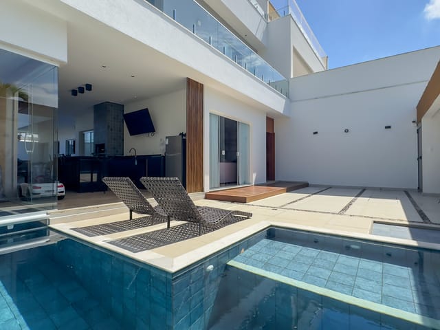 Casa com 300m² 4 quartos e 6 banheiros, à venda, no bairro Recreio dos Bandeirantes em Rio de Janeiro