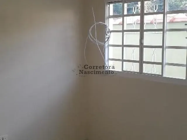 Casa com 125m² 2 quartos e 1 banheiro, à venda, no bairro Vila Zezé em Jacareí