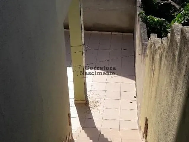 Casa com 125m² 2 quartos e 1 banheiro, à venda, no bairro Vila Zezé em Jacareí