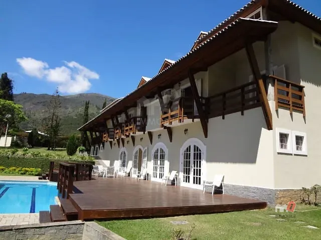 Casa com 4500m², à venda, no bairro Araras em Petrópolis