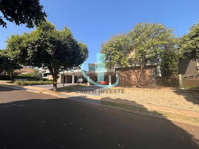 Casa com 1200m² 6 quartos e 10 banheiros, à venda, no bairro Jardim Residencial Quinta dos Oitis em Araraquara