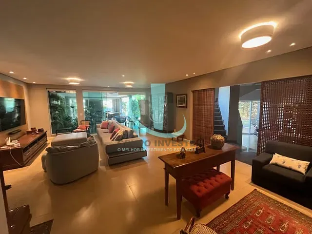 Casa com 1200m² 6 quartos e 10 banheiros, à venda, no bairro Jardim Residencial Quinta dos Oitis em Araraquara