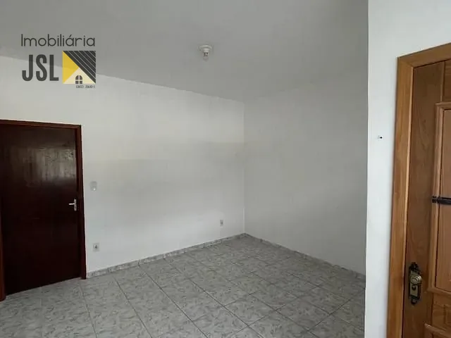 Casa com 137m² 2 quartos e 2 banheiros, à venda, no bairro Vila Naly em Caçapava