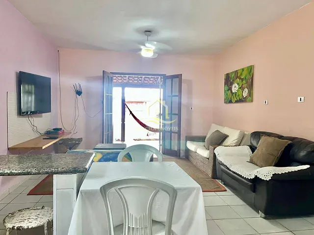 Casa com 400m² 4 quartos e 2 banheiros, à venda, no bairro Boraceia em Bertioga