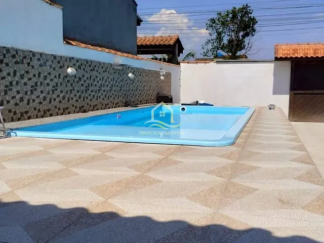 Casa com 400m² 4 quartos e 2 banheiros, à venda, no bairro Boraceia em Bertioga