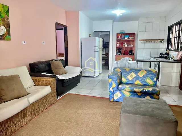 Casa com 400m² 4 quartos e 2 banheiros, à venda, no bairro Boraceia em Bertioga
