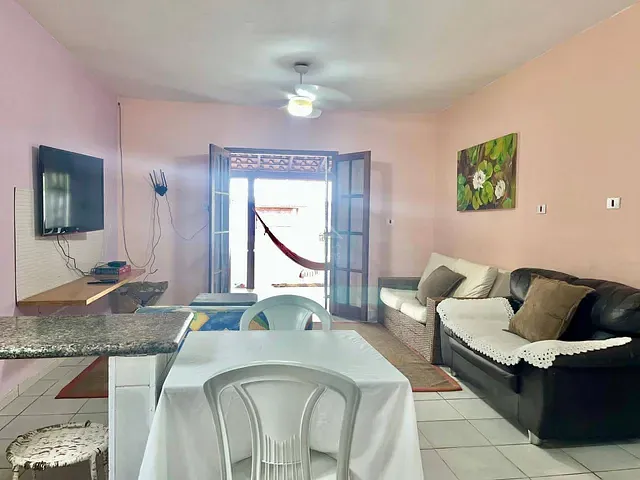 Casa com 400m² 4 quartos e 2 banheiros, à venda, no bairro Boraceia em Bertioga