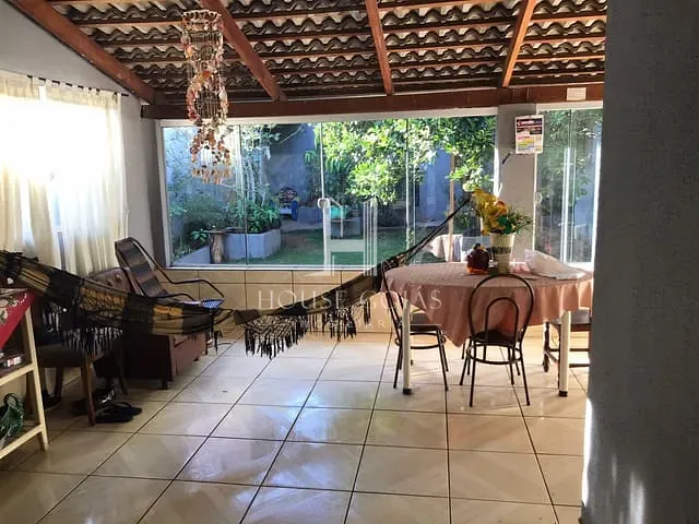 Casa com 280m² 2 quartos e 2 banheiros, à venda, no bairro Moinho dos Ventos em Goiânia