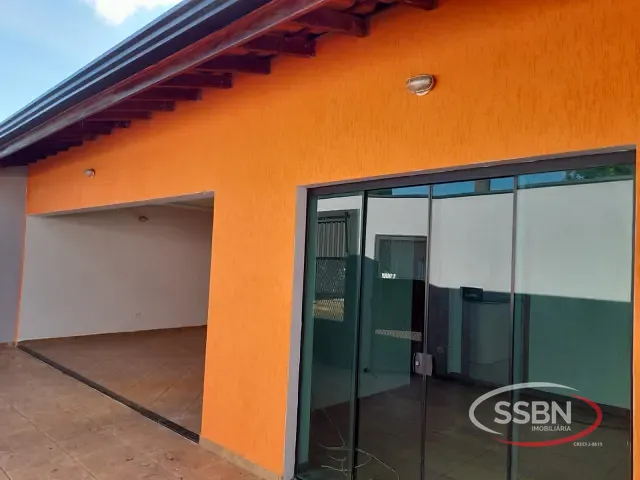Casa 3 quartos e 2 banheiros, à venda, no bairro Jardim da Alvorada em Nova Odessa