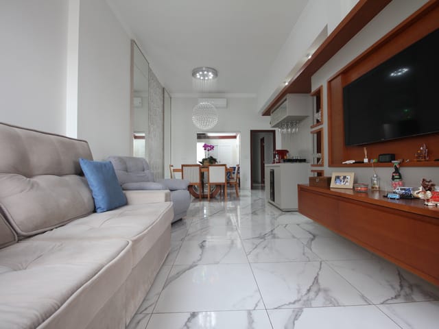 Casa com 250m² 3 quartos e 2 banheiros, à venda, no bairro Recanto da Serra em São João da Boa Vista