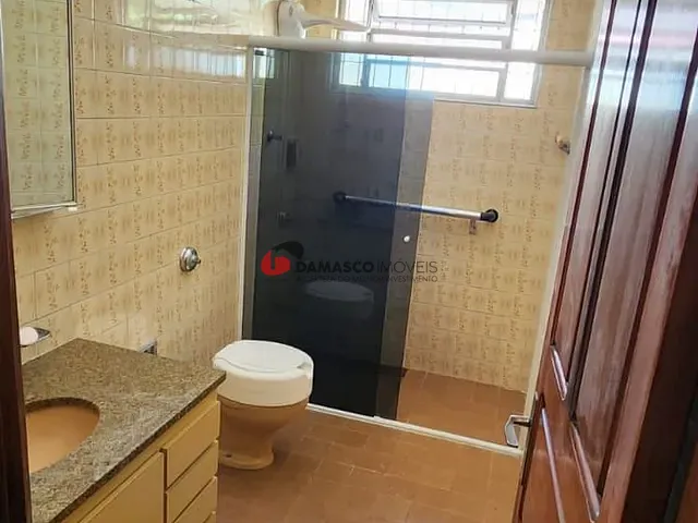 Casa 3 quartos e 1 banheiro, à venda, no bairro Olímpico em São Caetano do Sul