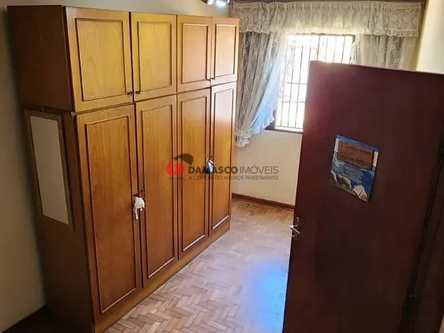 Casa 3 quartos e 1 banheiro, à venda, no bairro Olímpico em São Caetano do Sul