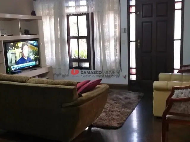 Casa 3 quartos e 2 banheiros, à venda, no bairro Nova Petrópolis em São Bernardo do Campo