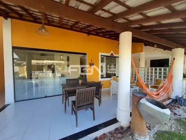 Casa 3 quartos e 3 banheiros, à venda, no bairro Barra do Jacuípe (Monte Gordo) em Camaçari