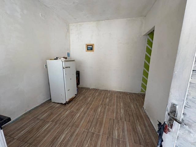 Casa 1 quarto e 1 banheiro, para alugar, no bairro Jardim Florence em Campinas