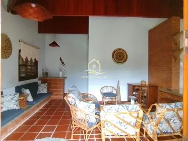 Casa com 1000m² 4 quartos e 4 banheiros, à venda, no bairro Boraceia em Bertioga