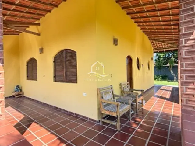 Casa com 1000m² 4 quartos e 4 banheiros, à venda, no bairro Boraceia em Bertioga