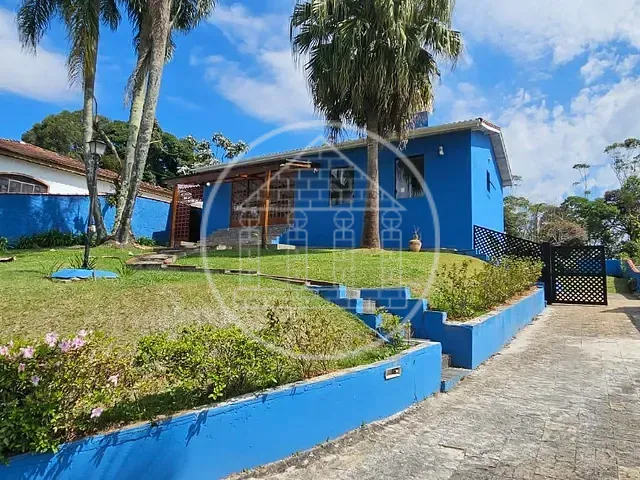 Casa com 800m² 3 quartos e 2 banheiros, à venda, no bairro Fazenda da Ilha em Embu-Guaçu