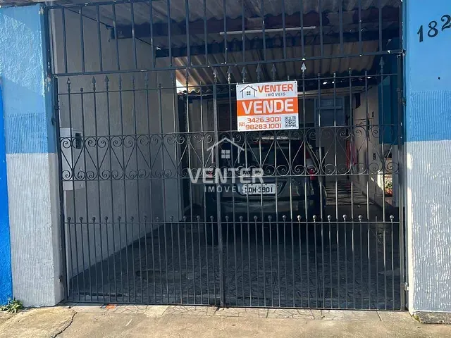 Casa com 360m² 2 quartos e 1 banheiro, à venda, no bairro Jardim Sandra Maria em Taubaté