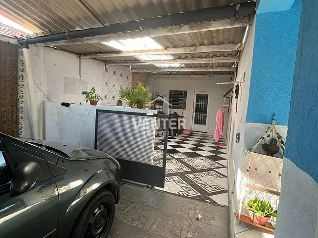 Casa com 360m² 2 quartos e 1 banheiro, à venda, no bairro Jardim Sandra Maria em Taubaté