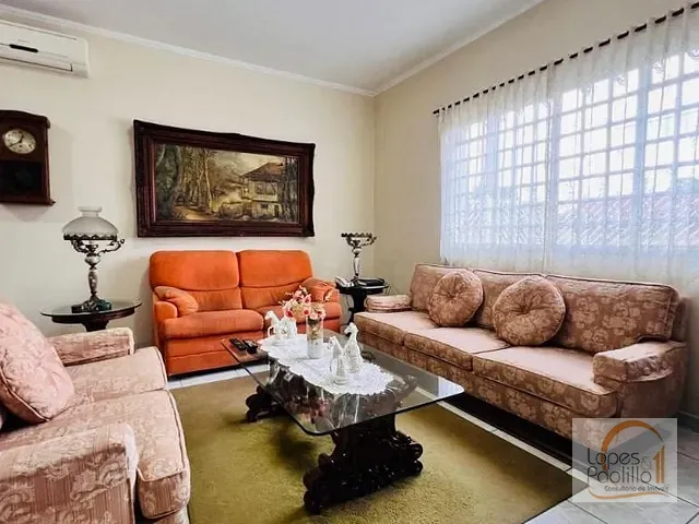 Casa com 288m² 4 quartos e 4 banheiros, à venda, no bairro Jardim do Lago em Atibaia
