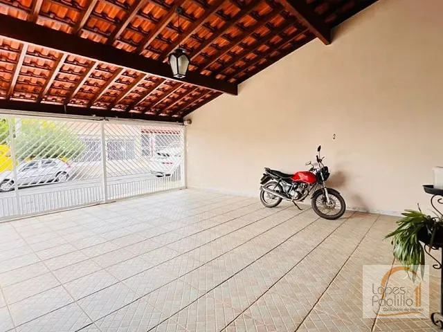 Casa com 288m² 4 quartos e 4 banheiros, à venda, no bairro Jardim do Lago em Atibaia
