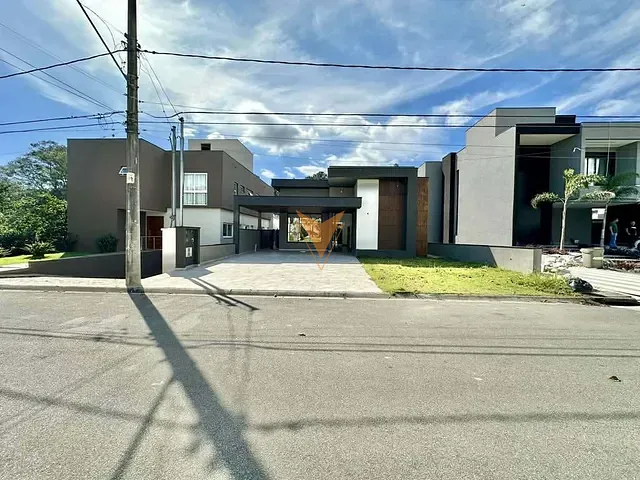 Casa com 560m² 5 quartos e 6 banheiros, à venda, no bairro Jardim do Golf I em Jandira