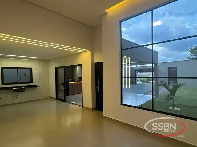Casa 3 quartos e 2 banheiros, à venda, no bairro Jardim dos Lagos em Nova Odessa