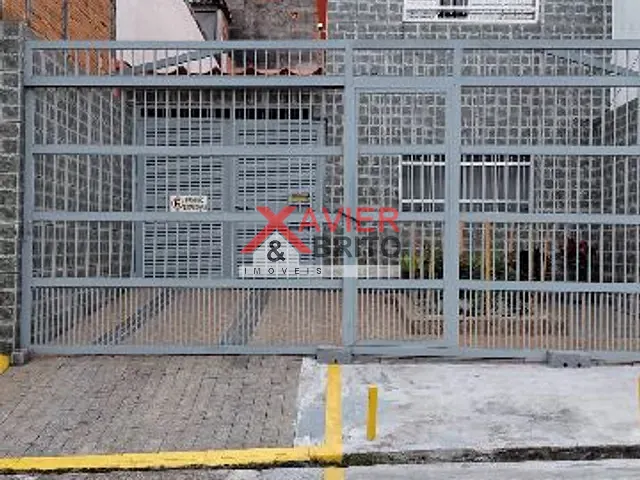 Casa com 165m² 2 quartos e 2 banheiros, à venda, no bairro Vila Paranaguá em São Paulo