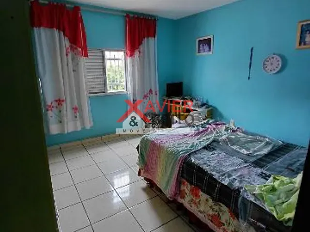 Casa com 165m² 2 quartos e 2 banheiros, à venda, no bairro Vila Paranaguá em São Paulo