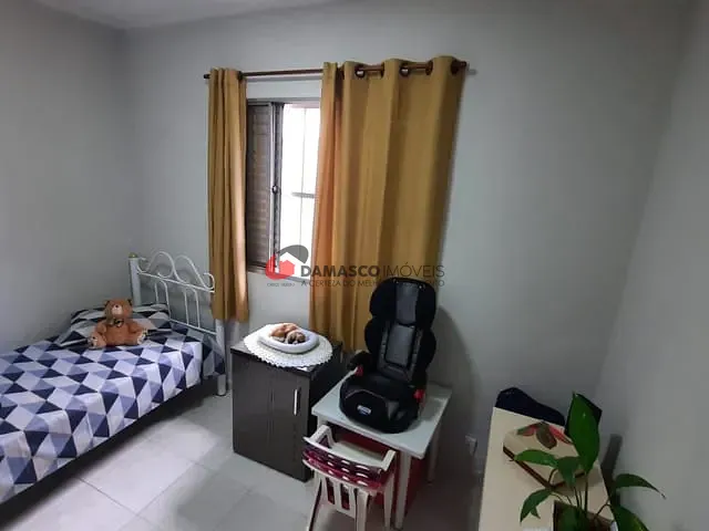 Casa com 160m² 3 quartos e 2 banheiros, à venda, no bairro Olímpico em São Caetano do Sul