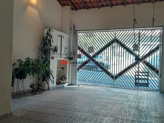 Casa 3 quartos e 2 banheiros, à venda, no bairro Santo Antônio em São Caetano do Sul