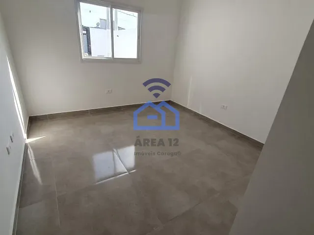 Casa 2 quartos e 1 banheiro, à venda, no bairro Balneário dos Golfinhos em Caraguatatuba