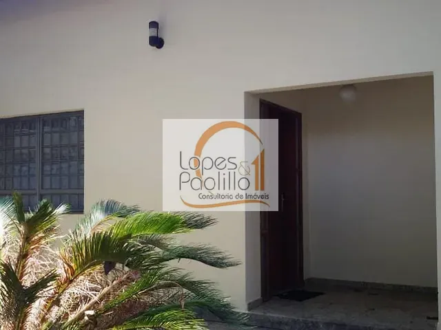Casa com 600m² 4 quartos e 3 banheiros, à venda, no bairro Vila Loanda em Atibaia