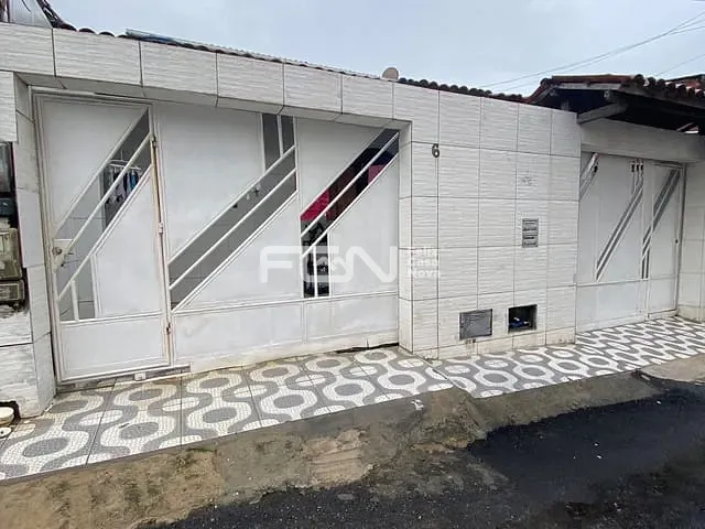 Casa 7 quartos e 4 banheiros, à venda, no bairro Gleba C em Camaçari