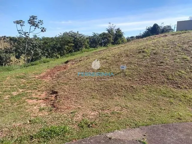 Casa com 701m² 4 quartos e 4 banheiros, à venda, no bairro Condomínio Residencial Montserrat em São José dos Campos