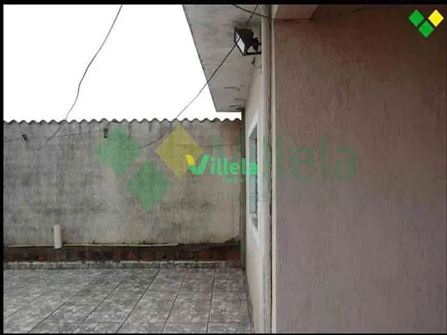 Casa à venda, no bairro Jardim Ikes em Itaquaquecetuba