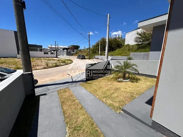 Casa 3 quartos e 1 banheiro, à venda, no bairro Bela Vista em Palhoça