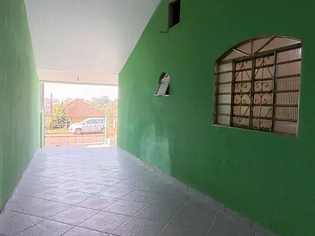 Casa com 605m² 2 quartos e 2 banheiros, à venda, no bairro Vila Prata em Cambé