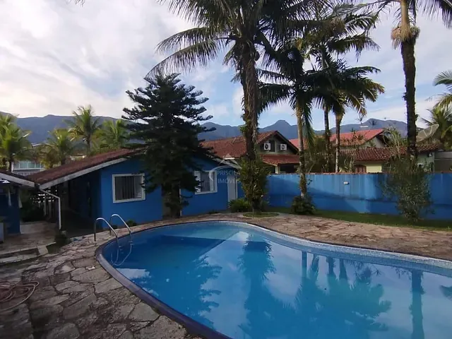 Casa com 504m² 6 quartos e 2 banheiros, à venda, no bairro Morada da Praia em Bertioga