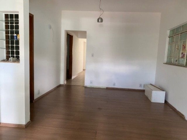 Foto do Casa - Casa com 3 dormitórios para alugar, 130 m² por R$ 3.000,00/mês - Jardim Bela Vista - São José dos Campos/SP | RUSSI IMÓVEIS