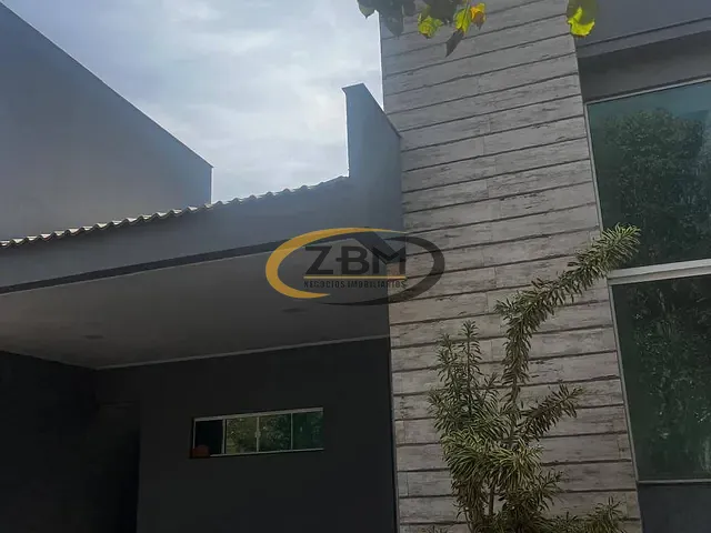 Casa com 360m² 3 quartos e 2 banheiros, à venda, no bairro Esperança em Londrina