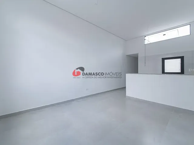 Casa 3 quartos e 2 banheiros, à venda, no bairro Parque das Nações em Santo André